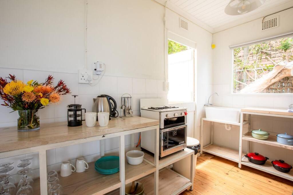 Serene Hide-Away With Ocean Views. Cape Town Bagian luar foto